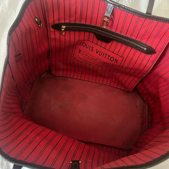 Authentic Louis Vuitton Neverfull GM - Picture 8 of 16